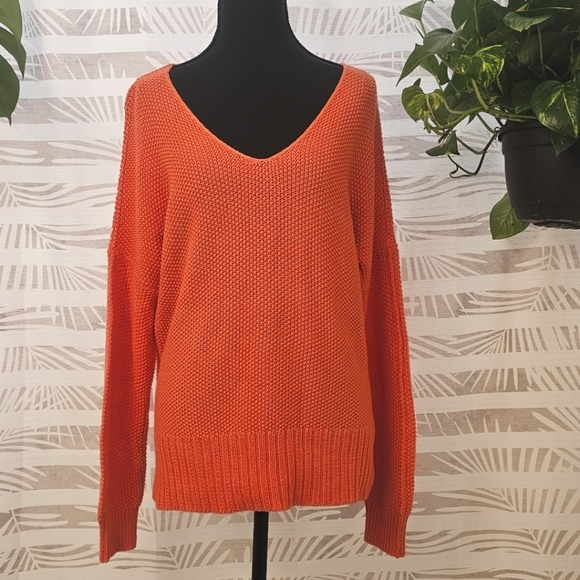 Lucky Brand Sweaters - Lucky Brand Coral Orange v-neck knit Size XS